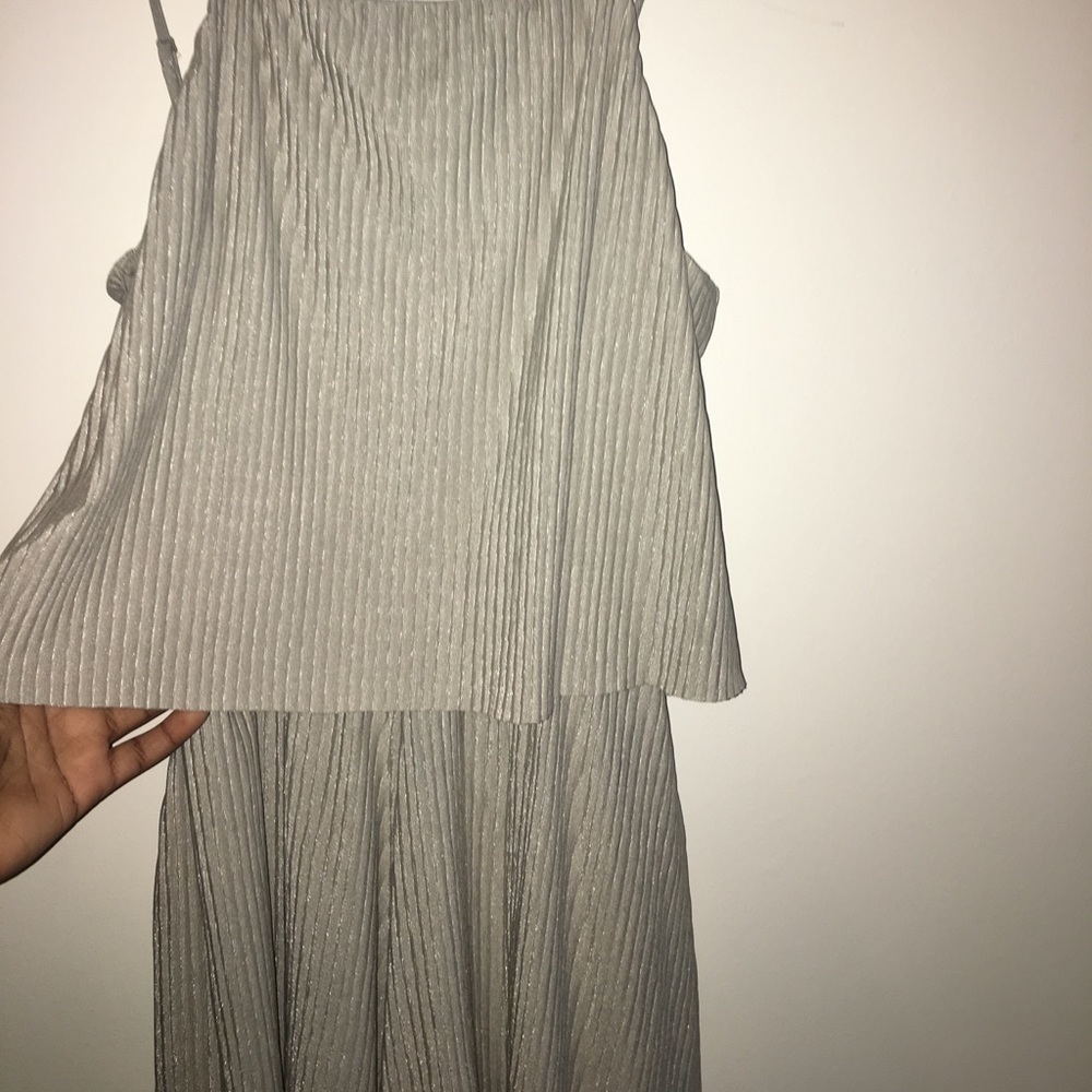 Grey Ruffle Romper - Picture 3 of 4